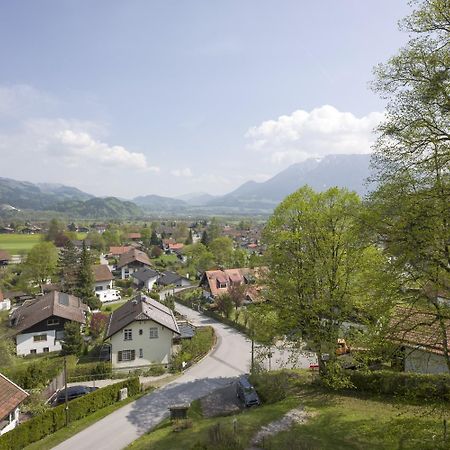 3 Sterne Komfortable Ferienwohnung Mit Einem Traum Blick Zu Den Bergen Sauna Spielzimmer Kueche Garage 27 Oberaudorf Luaran gambar